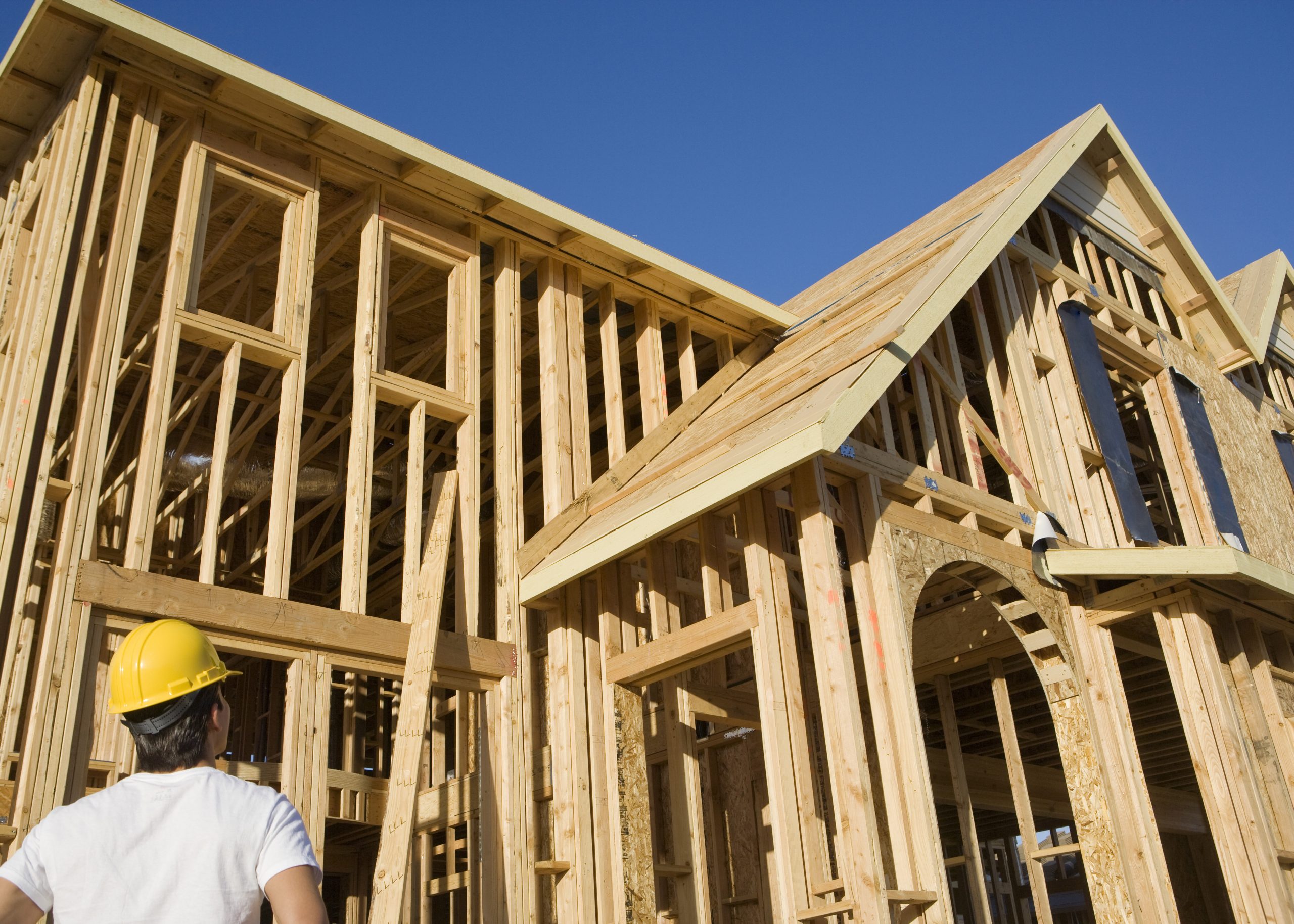 Image of an unfinished house. Links to the Bank of Versailles Construction Loans page.